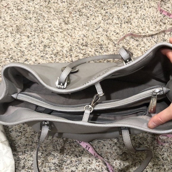 Michael Kors Jet Set Tote Bag Gray - Picture 11 of 11